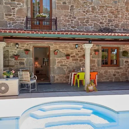 Casa Condomina * Amés