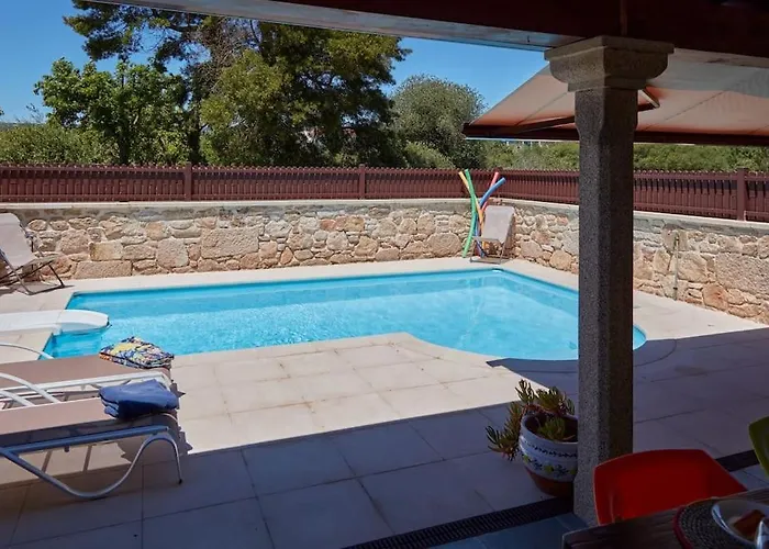 Casa Condomina Amés